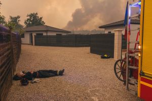 « L’homme est tout petit face à ces incendies »