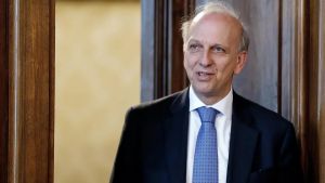 L’ex ministro Bussetti: «L'Ai non è una minaccia per la scuola, ma un fattore di cambiamento»