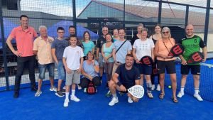 Aufschlag mit dem SÜDKURIER: Abonnenten werfen exklusive Einblicke in die erste Padel-Anlage im Hegau