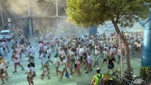 Tra candele e Holi Run, Lignano colora l’estate: ecco gli eventi in programma