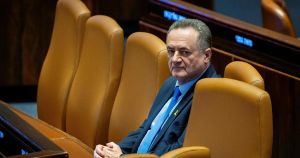Choosing Pathetic Populism, Defense Minister Katz Shows Contempt for the IDF