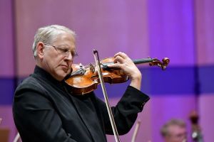 Brazil’s Música pela Cura Brings Shlomo Mintz for Kids With Cancer