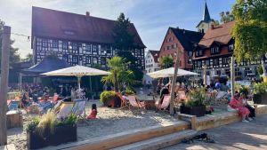 Schwenninger Stadtstrand lockt wieder mit kühlen Cocktails und buntem Programm