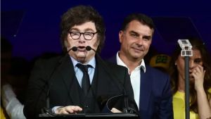Constrangimento do 01 à esquerda