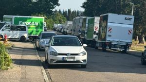 Transporter sorgen weiter für Ärger und Frust im Haslach: Anwohner machen Druck