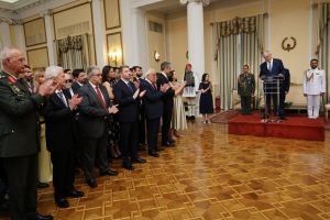 Η Δημοκρατία δεν...