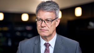 Merz tauscht den Minister aus – die Bahn fährt trotzdem nicht besser