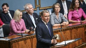 Politiikka | Kääriäinen: Niin on, jos siltä näyttää ‒ ripaus itsekriittisyyttä parantaisi poliitikkojen puheiden uskottavuutta