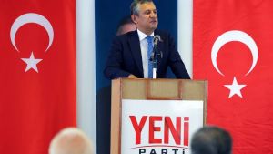 Şimdi hep birlikte Yeni Parti hunharca övülecek