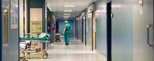 Se dall’ictus ti salva l’architetto: perché il futuro degli ospedali si gioca nei corridoi, non solo in sala operatoria