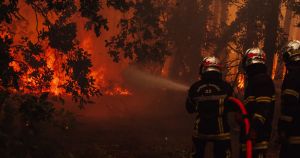Incendies en Gironde : ces feux ne sont pas un spectacle mais une mise en demeure