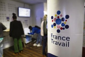 « Pour qui travaille France Travail ? » : l’enquête de France Inter sur un organisme au service du capital