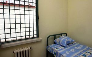 Mahpuslar, satın aldıkları eşyaları neden sevk edildikleri yeni hapishaneye götüremiyor?