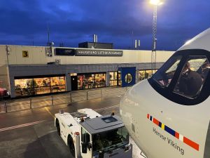 –⁠ Vi må se på hvilke muligheter vi har for å sikre at vår flyplass er attraktiv også etter 2033