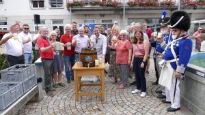 Tausende feiern drei Tage lang das Hüfinger Stadtbächlifest
