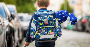Der Schulranzen ist nicht das größte Rückenproblem