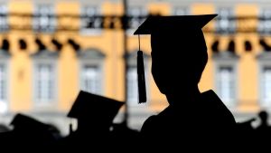 Ein Perspektivwechsel: Sieben Studierende übernehmen „Hebel meint“