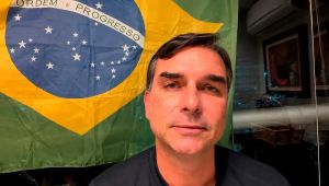 PL lança Flávio Bolsonaro, candidato da ultradireita trumpista