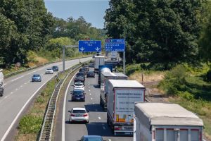 Pas de train vers Bordeaux, l’A 64 saturée de camions… la galère pour circuler depuis Pau