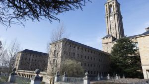 El traslado de la Facultad de Enfermería a la Laboral de Gijón: unos cinco millones de inversión y más de un año de obras