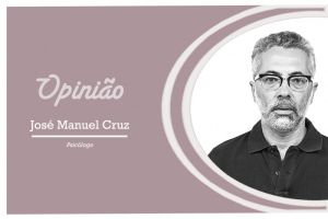 “Aos papéis”