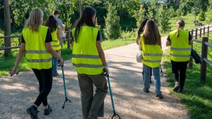Un contratto per pulire i parchi prima di entrare nel mondo del lavoro: «Così diventiamo autonomi»