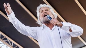 Grillo spara sul M5s: 