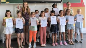 13 neue Juniorhelfer für die Hohenlupfenschule