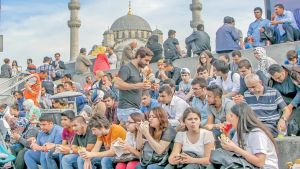 Ömür uzuyor sağlıklı yaşanan süre artmıyor