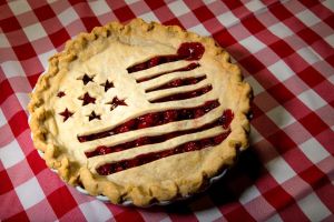 Local life / Picnicking in the park on July 4