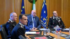 Festival dell’ipocrisia sulle spese militari