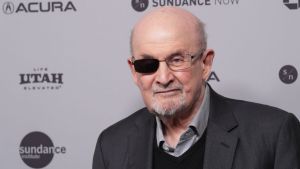 Il processo Rushdie ci ricorda che con questo Iran non si scherza e non si tratta