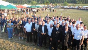 Stimmungsvoller Start: Kreisjugendfeuerwehrlager mit Musik in Bohlingen eröffnet