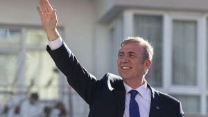 MANSUR YAVAŞ; YAVAŞ YAVAŞ