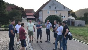 Ortsbegehung in Aselfingen und Überachen: Bürger fordern mehr Hochwasserschutz und bessere Feldwege