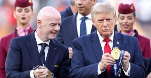 Gianni Infantino: Der Mann, der die Seele des Fußballs verkauft