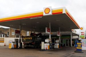 Winst Shell verdubbelt tot $9,8 mrd; op één na hoogste ooit door hogere prijzen
