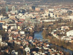 Nova betnonizacija u srcu Banjaluke: Betoniranje umjesto vrtića i zelenila!