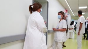 Le infermiere dominicane scappano dall’ospedale dopo pochi mesi in corsia