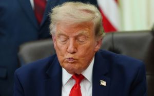 2/3 of US adults say Iran war hasn’t been worthwhile; 28% back Trump’s handling of it