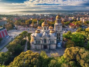 Съветниците отрязаха над половината бюджет за концерта в Деня на Варна
