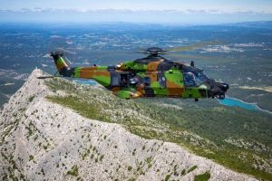 Pau-Uzein : le 4e RHFS a reçu son premier hélicoptère NH90 Caïman Forces spéciales ce jeudi 30 juillet