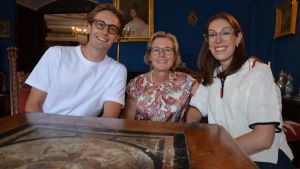 Sie leben und arbeiten auf der Meersburg: Familie Naeßl-Doms über ihren Alltag zwischen Besuchern