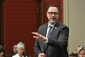 Une politique d’intégration nationale plus nuancée et plus inclusive que la loi