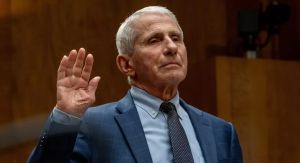 La crociata libertarian di Rand Paul travolge Fauci