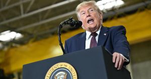 Trump ya no quiere inteligencia: quiere obediencia