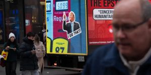 The Consuming Contradictions of Trump's Iran War