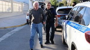 Νυχτερινή τροπολογία με το βλέμμα σε Γιωτόπουλο και 17Ν: Αυξάνεται στα 30 χρόνια το όριο για ύφ’ όρον απόλυση