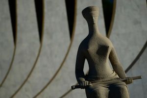 Meu nome é Cassandra e avisei sobre detonar o STF
