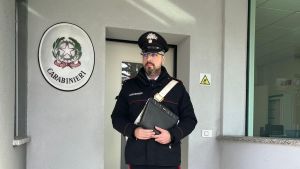 Turate, tenta di uccidere la moglie tre volte: 61enne condannato a meno di quattro anni. “Era sotto effetto di stupefacenti”